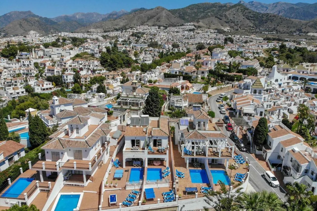 Nerja Paradise Rentals - Villa Dos Ardillas